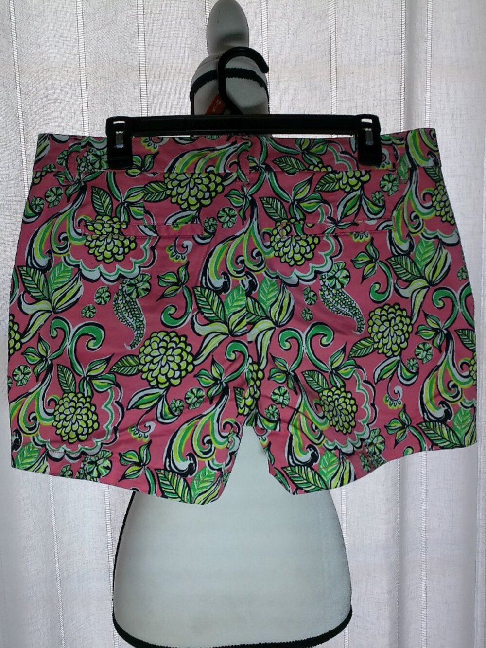 CROWN & IVY Button Zip-Up Pink w/Green Floral Cotton/Spandex Shorts w/Pockets 10 - Picture 3 of 10